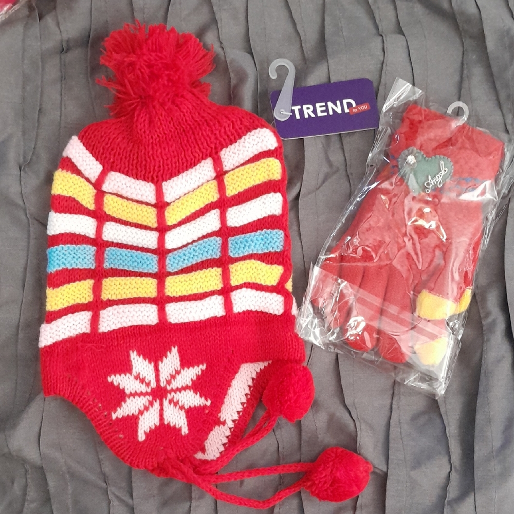 Stretchy Red Knit Winter Hat with Pom Pom